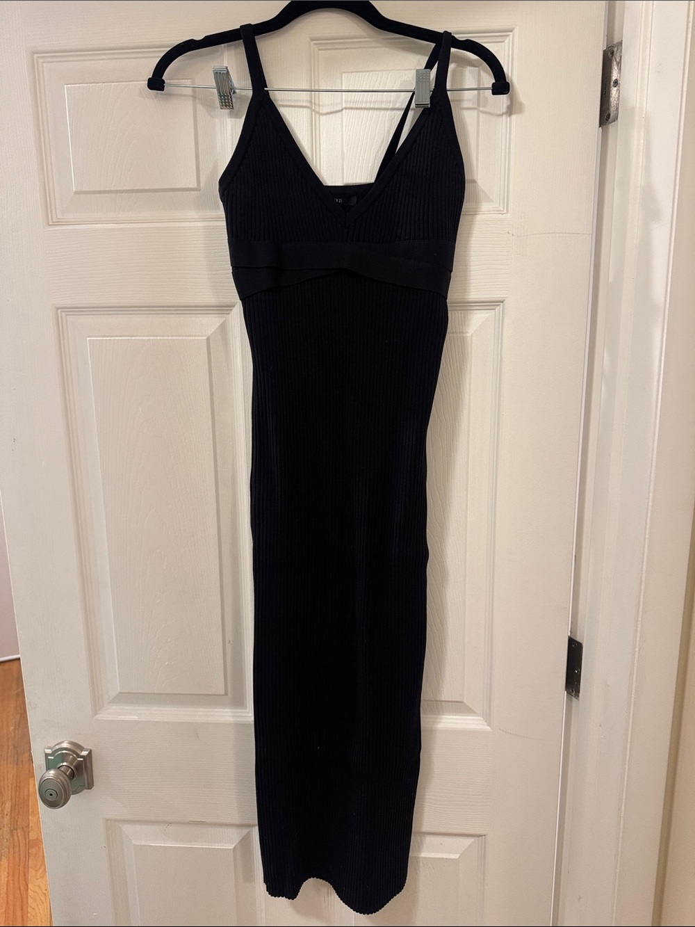 Forever 21 Black Ribbed V-Neck Maxi Dress